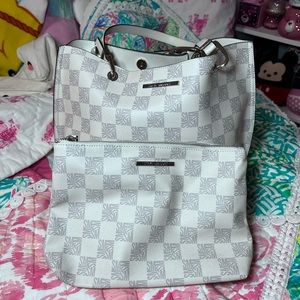 Steve Madden Tote bag with pouch